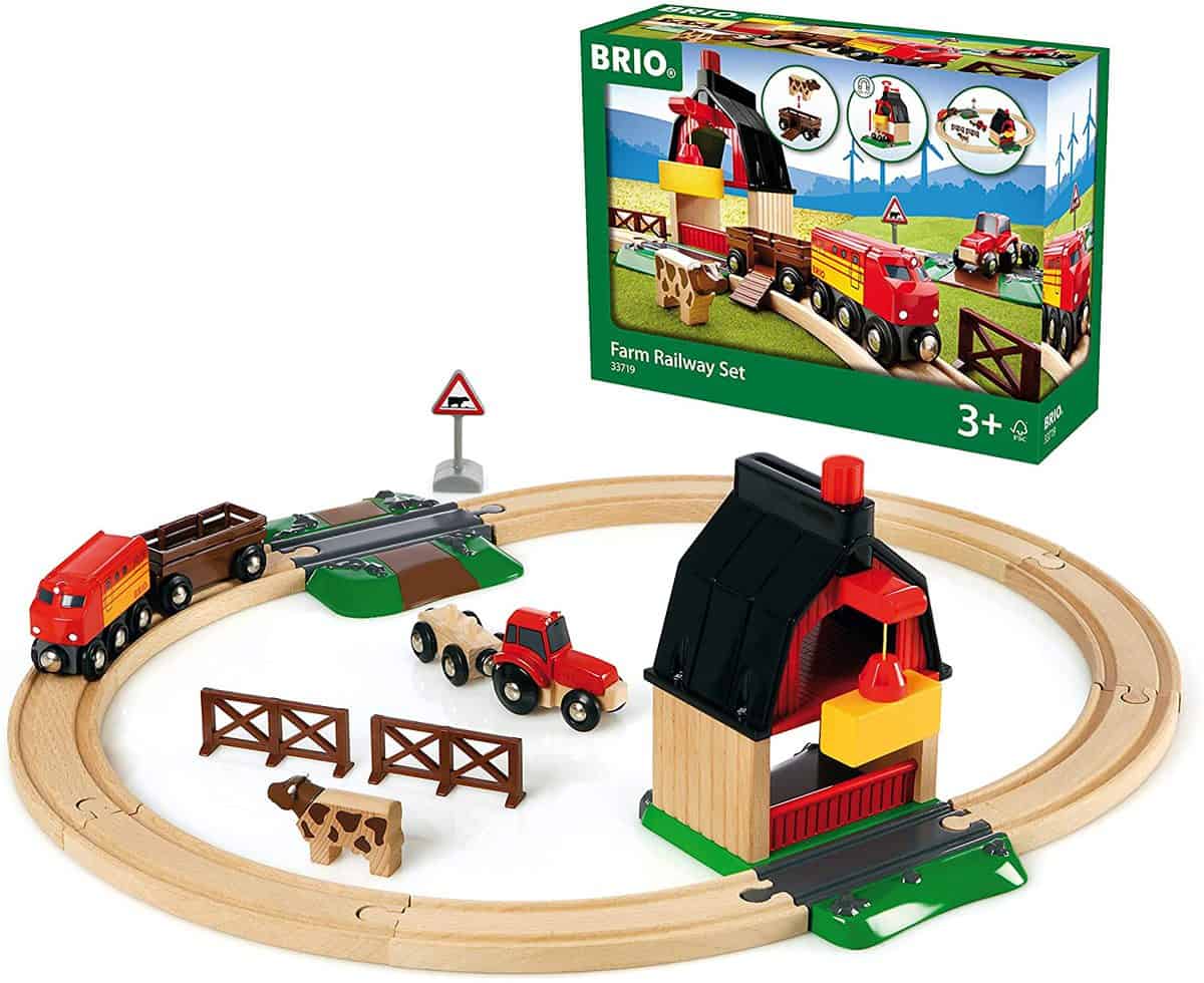 BRIO World 33719 Bahn Bauernhof Set – Holzeisenbahn mit Bauernhof, Tieren und Holzschienen - für 24,59 € [Prime] statt 33,04 €