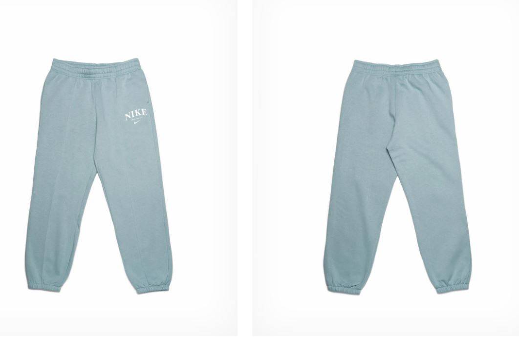 NIKE Wmns Essential Fleece Pants Jogginghose hellblau (Gr. XS bis S) - für 31,17 € inkl. Versand statt 41,95 €