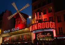 Vormerken: Übernachten im Moulin Rouge für 1 € 🔥👯♀️
