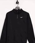 Nike – Oversize-Sweatshirt mit 1/4-Reißverschluss und kleinem Swoosh-Logo in Schwarz für 31,46 €