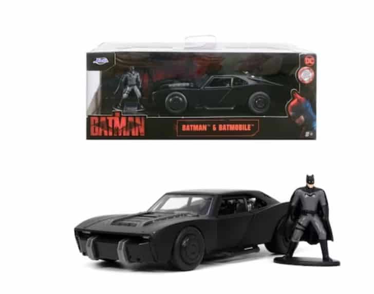 Jada Batman Batmobile 2022 (Modellauto im Maßstab 1:32) - für 13,45 € inkl. Versand [nur 5 Stück verfügbar] statt 17,78 €