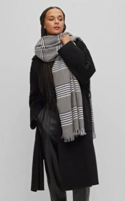 Boss Damen Lacosy Gemusterter Oversize Schal Aus Bambusfaser Mix Grau Stck Amazon De Fashion
