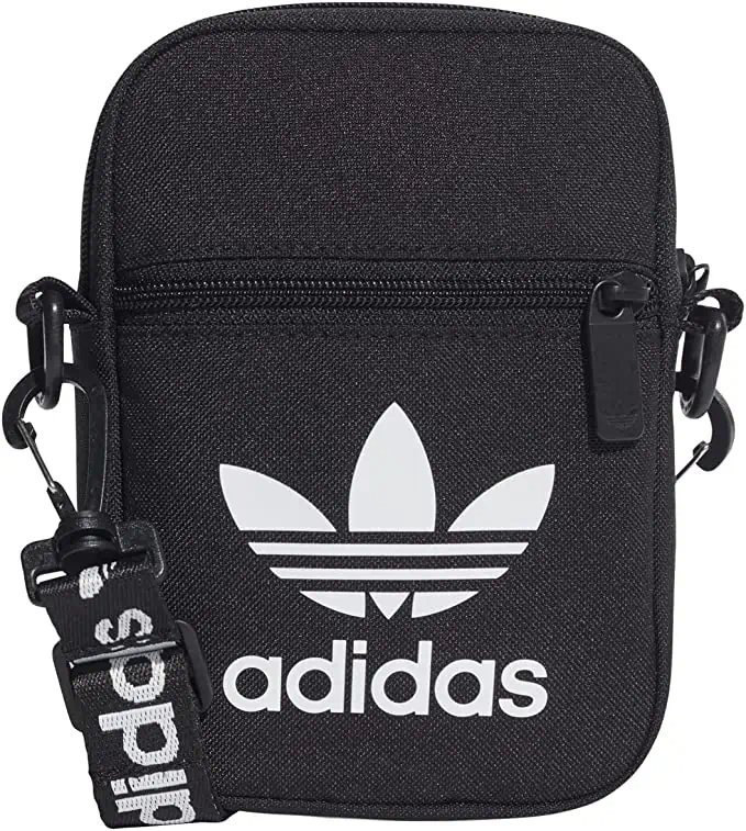 Adidas Adicolor Classic Festival Schultertasche für 15,00 € inkl. Prime-Versand (statt 23,00 €)