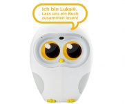 Luka der Vorlesefreund liest über Kinderbücher