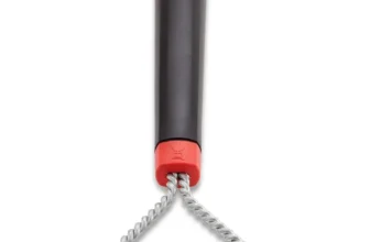 Weber Dreiseitige Grillbürste (30 cm) für 9,50 € inkl. Prime-Versand (statt 14,29 €)