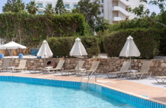Flora-Hotel-Apartment-in-Protaras