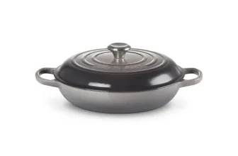 Le Creuset Signature Gourmet-Profitopf rund 30 cm in leuchtendem Rot