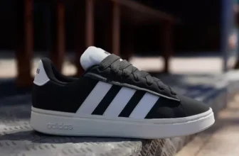 Adidas Grand Court Alpha Schuh JH7235 (Gr. 36 bis 48) für 45,00 € inkl. Versand (statt 65,00 €)