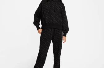 Nike Sportswear Phoenix Fleece Hooded FN3648-010 (Gr. S-L) für 40,88 € inkl. Versand (statt 70,00 €)