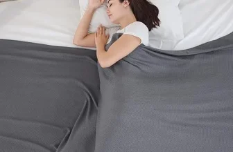 VHOME Sommerdecke (3 Farben, 150x200cm) für 14,99 € inkl. Prime-Versand (statt 29,99 €)