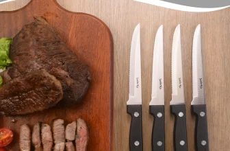SanheKit Steakmesser-12er Set, Edelstahl mit hohem Kohlenstoffgehalt für 9,90 € inkl. Prime-Versand (statt 18,00 €)