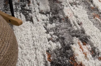 Hochflor-Teppich Vincenta (Gr. 160x220cm + andere Größen) für 30,86 € inkl. Versand (statt 61,72 €)