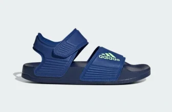 adidas Kinder Adilette Sandale ID2626 (Gr. 28 bis 38) ab 14,00 € inkl. Versand (adiClub)