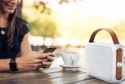Medion™ – Bluetooth Lautsprecher “E65555” (2x10W,AUX,IPX4,USB,1300mAh) für 9,95 inkl. Versand