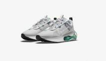 Nike Air Max 2021 photon dust-summit white (Gr. 40 bis 47,5) für 71,99 € inkl. Versand statt 149,99 €
