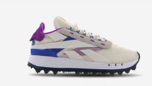 FootLocker Sale bis zu 50% auf Damenbekleidung: z.B. Reebok Legacy 83 für 49,99 € inkl. Versand (statt 79,95 €)