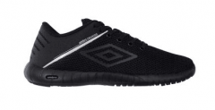Umbro Runner 3 Herren Freizeit-/Laufschuhe (Gr. 37.5 – 46) für 15,99€ inkl. Versand (statt 43€)